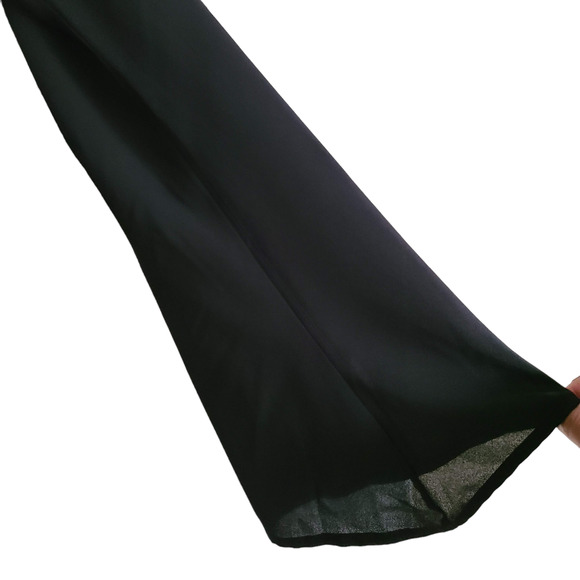 LOVERS + FRIENDS Black Bell Sleeve Cold Shoulder Top Blouse Scoop Neck Large - Picture 8 of 12